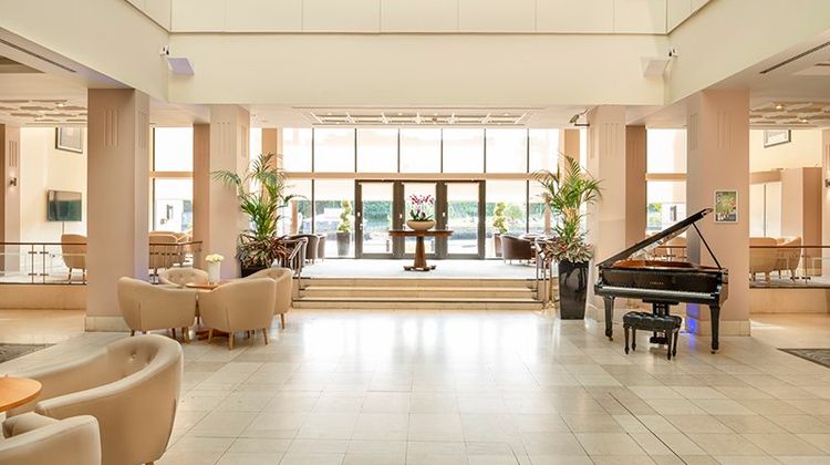 Copthorne Newcastle Lobby