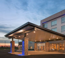 Holiday Inn Express/Stes Sterling Height Exterior