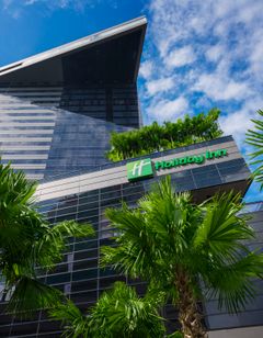 Holiday Inn Bangkok Sukhumvit