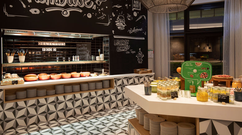 <b>Holiday Inn Hamburg - City Nord Restaurant</b>. Images powered by <a href="https://leonardo.com/" title="Leonardo Worldwide" target="_blank">Leonardo</a>.