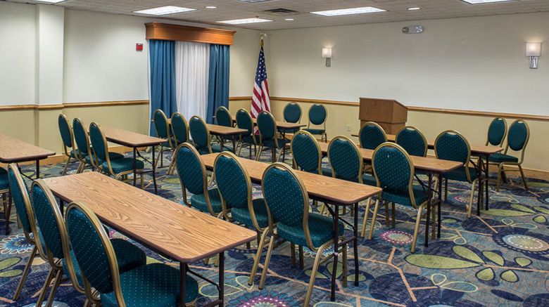 <b>Holiday Inn Express Meeting</b>. Images powered by <a href="https://www.leonardoworldwide.com/" title="Leonardo Worldwide" target="_blank">Leonardo</a>.