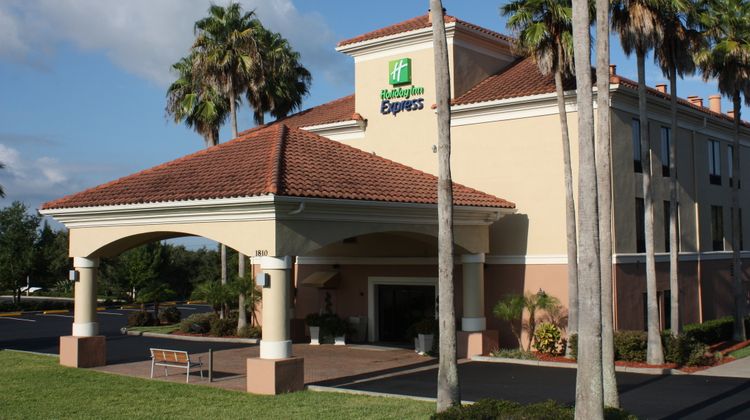 Holiday Inn Express Exterior