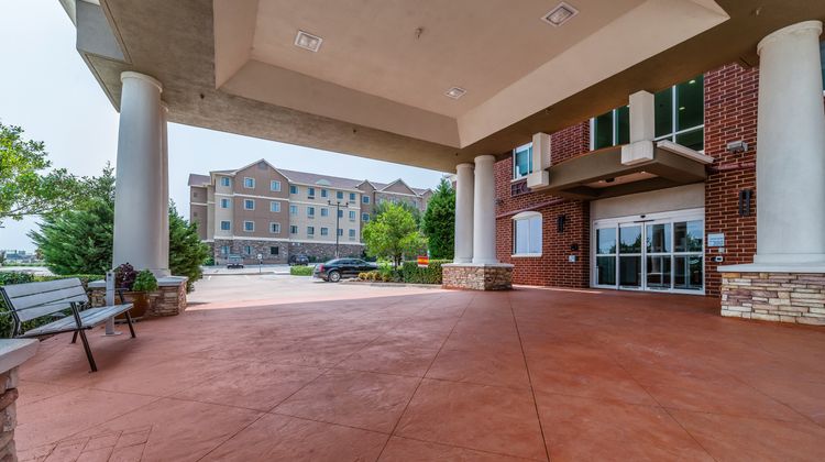 Holiday Inn Express Fort Worth I-35 Exterior