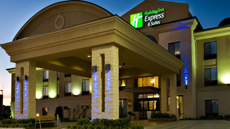 <b>Holiday Inn Express Hotel & Suites Exterior</b>. Images powered by <a href="https://www.leonardoworldwide.com/" title="Leonardo Worldwide" target="_blank">Leonardo</a>.