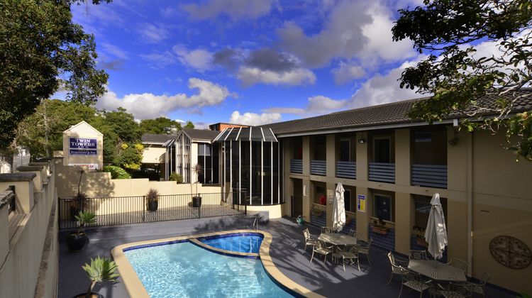 Twin Towers Inn Pool