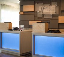 Holiday Inn Express & Suites Rock Falls Lobby