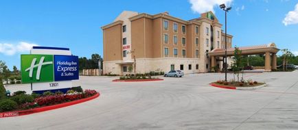 Holiday Inn Express & Stes Houston South Exterior