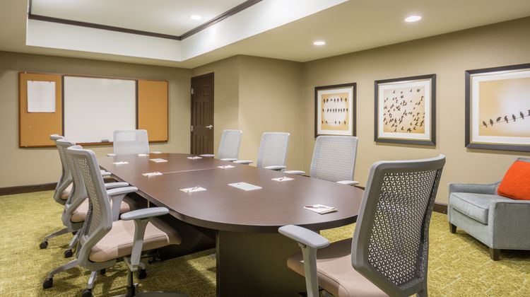 Staybridge Suites Kansas City/Independen Meeting