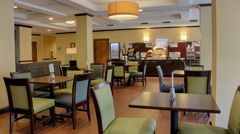 <b>Holiday Inn Express & Suites Lebanon Restaurant</b>. Images powered by <a href="https://www.leonardoworldwide.com/" title="Leonardo Worldwide" target="_blank">Leonardo</a>.