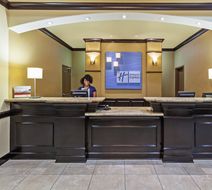 Holiday Inn Express Hotel & Suites Lobby