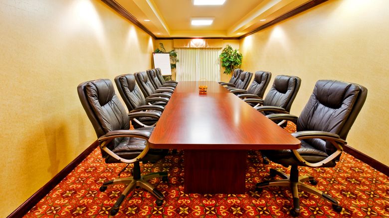 <b>Holiday Inn Express Hotel & Suites Meeting</b>. Images powered by <a href="https://www.leonardoworldwide.com/" title="Leonardo Worldwide" target="_blank">Leonardo</a>.