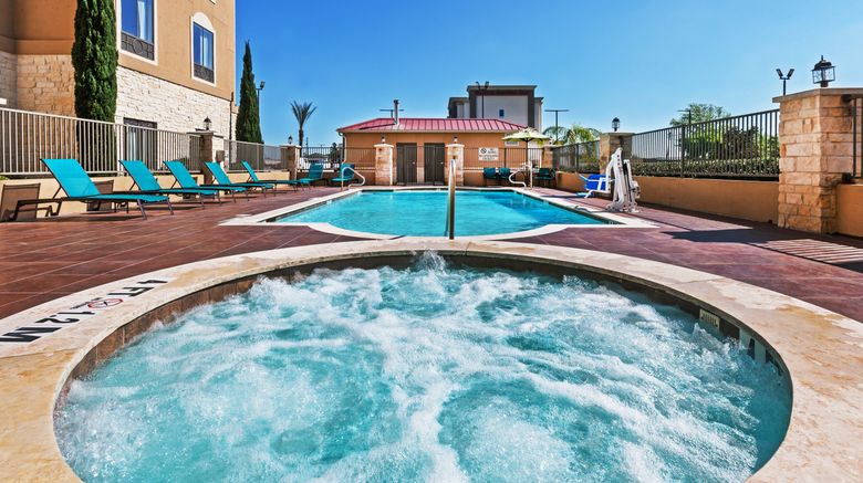 <b>Holiday Inn Express Hotel & Suites Pool</b>. Images powered by <a href="https://www.leonardoworldwide.com/" title="Leonardo Worldwide" target="_blank">Leonardo</a>.