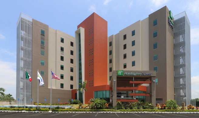 Holiday Inn Express Tuxpan Exterior
