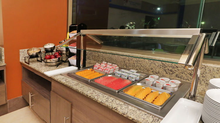 Holiday Inn Express Tuxpan Restaurant