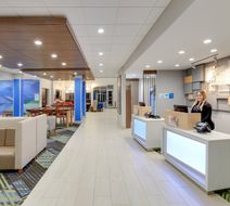 Holiday Inn Express & Suites Dallas NW Lobby
