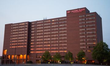 Crowne Plaza Hotel Minneapolis Intl Arpt