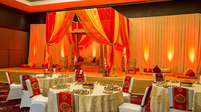 <b>Crowne Plaza Ahmedabad City Centre Meeting</b>. Images powered by <a href="https://www.leonardoworldwide.com/" title="Leonardo Worldwide" target="_blank">Leonardo</a>.