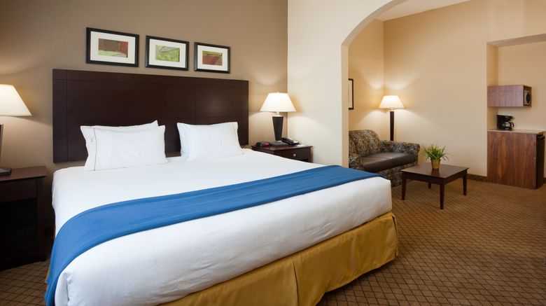 <b>Holiday Inn Express Mankato East Room</b>. Images powered by <a href="https://www.leonardoworldwide.com/" title="Leonardo Worldwide" target="_blank">Leonardo</a>.