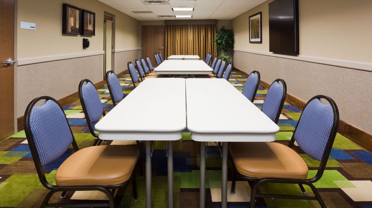 Holiday Inn Express Mankato East Meeting