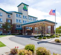 Holiday Inn Express & Suites St. Paul Ne Exterior