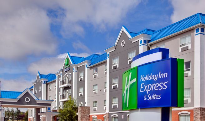 Holiday Inn Express Exterior