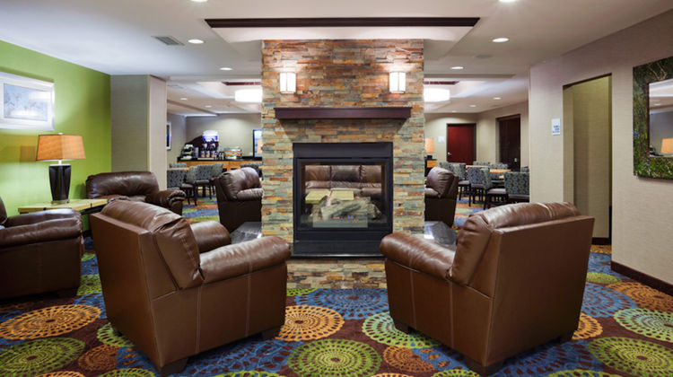 Holiday Inn Exp/Stes Mayo Clinic Area Lobby