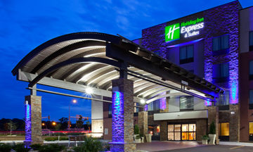 Holiday Inn Exp/Stes Mayo Clinic Area