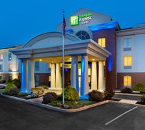 Holiday Inn Express Exterior