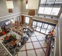 Holiday Inn Express Lobby