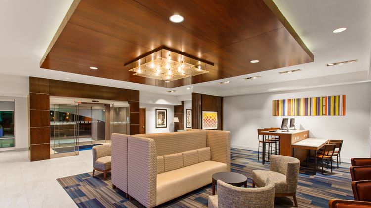 Holiday Inn Express & Suites Houston SW Lobby
