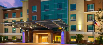 Holiday Inn Express & Suites Houston SW Exterior