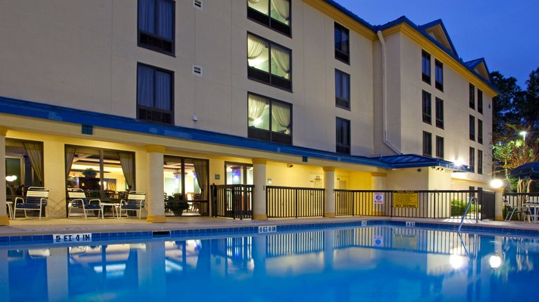 <b>Holiday Inn Express Hotel & Suites Pool</b>. Images powered by <a href="https://www.leonardoworldwide.com/" title="Leonardo Worldwide" target="_blank">Leonardo</a>.