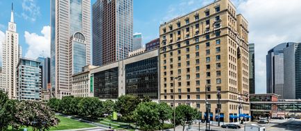 Hotel Indigo Dallas Downtown Exterior