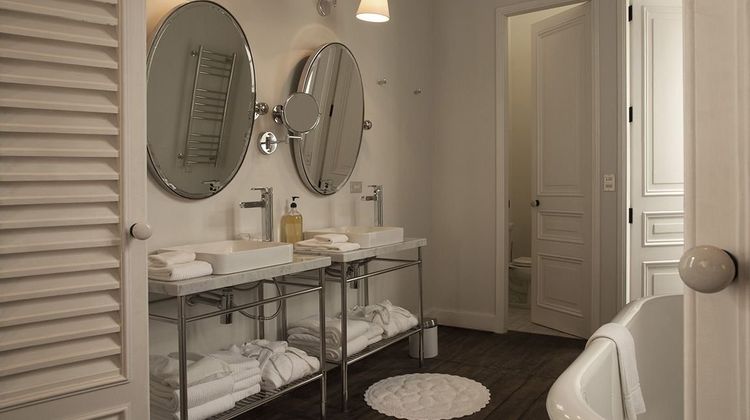Hotel B Room