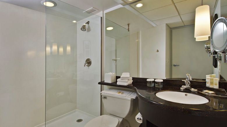 <b>Crowne Plaza Hotel Suffern Room</b>. Images powered by <a href="https://www.leonardoworldwide.com/" title="Leonardo Worldwide" target="_blank">Leonardo</a>.