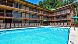 Wild Bear Inn Pool