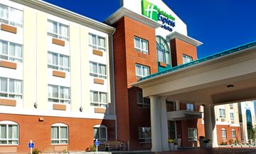 Holiday Inn Express Hotel & Suites Edson