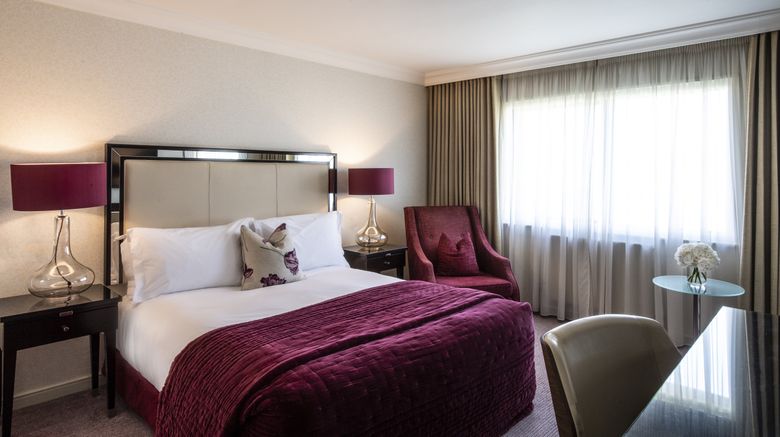 <b>The Bristol Hotel Room</b>. Images powered by <a href="https://www.leonardoworldwide.com/" title="Leonardo Worldwide" target="_blank">Leonardo</a>.