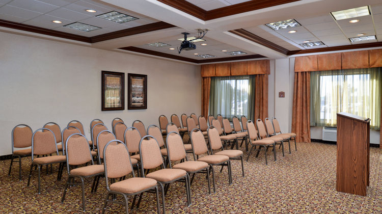 Holiday Inn Express Hotel & Suites Meeting