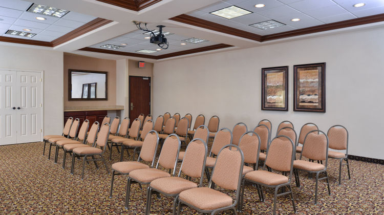 Holiday Inn Express Hotel & Suites Meeting