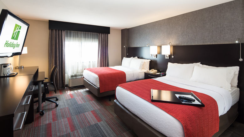 <b>Holiday Inn Milwaukee Riverfront Room</b>. Images powered by <a href="https://www.leonardoworldwide.com/" title="Leonardo Worldwide" target="_blank">Leonardo</a>.