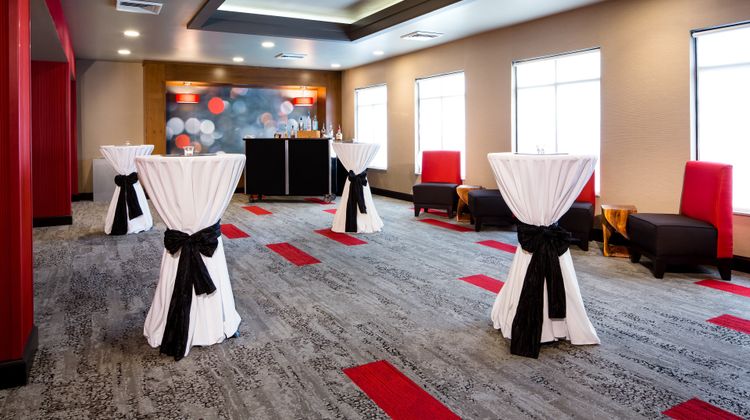 Holiday Inn Milwaukee Riverfront Meeting