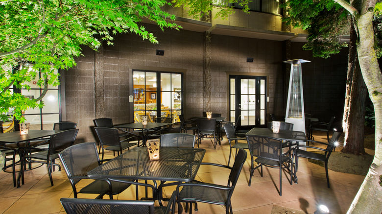 <b>Crowne Plaza Portland Downtown Conv Ctr Restaurant</b>. Images powered by <a href="https://www.leonardoworldwide.com/" title="Leonardo Worldwide" target="_blank">Leonardo</a>.