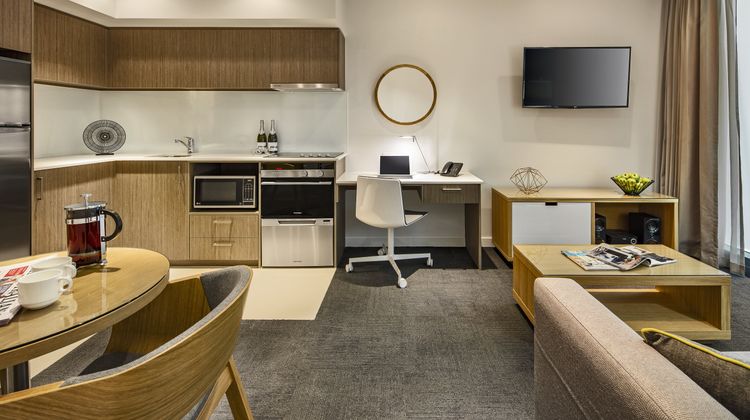 Quest Mounts Bay Road Room