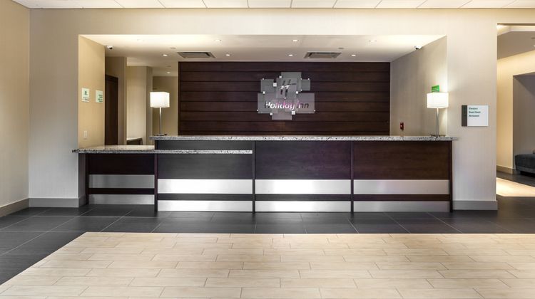 Holiday Inn Chicago North-Evanston Lobby