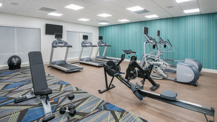 Holiday Inn Express & Stes Missouri City Health Club