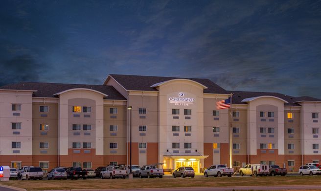 Candlewood Suites Minot Exterior