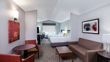 Holiday Inn Express & Suites Shreveport Suite