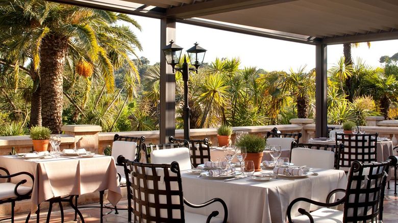 <b>Hotel Chateau De Valmer Restaurant</b>. Images powered by <a href="https://www.leonardoworldwide.com/" title="Leonardo Worldwide" target="_blank">Leonardo</a>.
