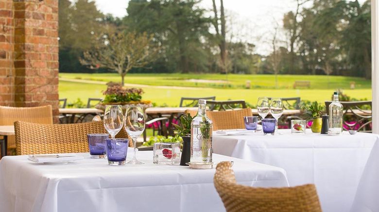 <b>Chewton Glen Hotel Restaurant</b>. Images powered by <a href="https://www.leonardoworldwide.com/" title="Leonardo Worldwide" target="_blank">Leonardo</a>.